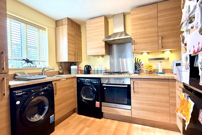 Flat 5, Richard Howe House, Palm Drive, Rochester photo 2