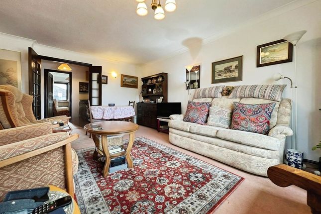 2, Stephenson Court, Wylam photo 3