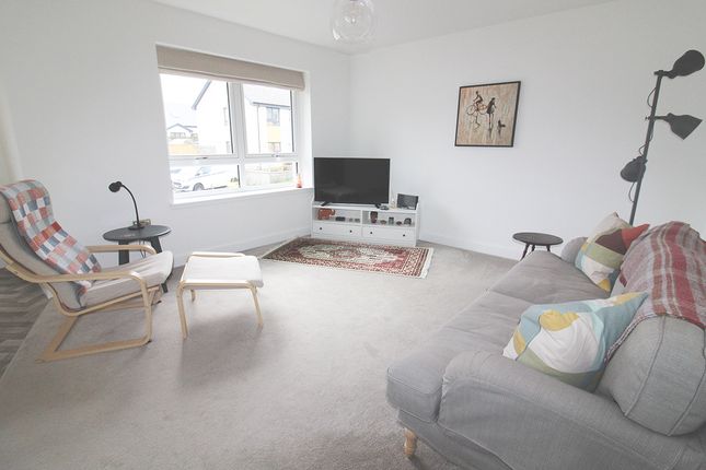 32, Mill Lane, Buckie photo 3