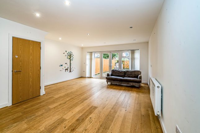 36, Chequers Avenue, Buckinghamshire photo 5
