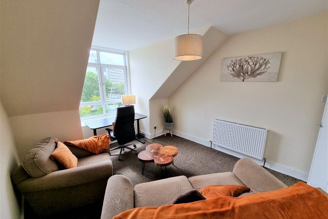 Flat to rent in Dunbar Street, Aberdeen