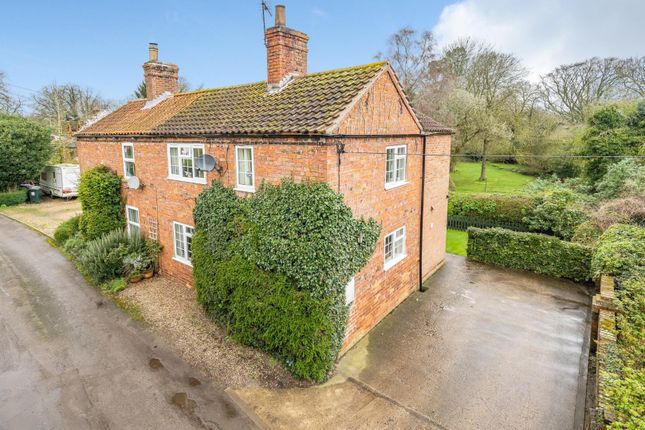 Thumbnail Cottage for sale in Goose Lane, Raithby, Spilsby
