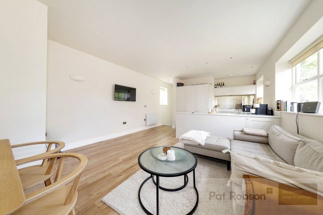 The Office Apartment, 26, Adderstone Crescent, Newcastle Upon Tyne photo 5