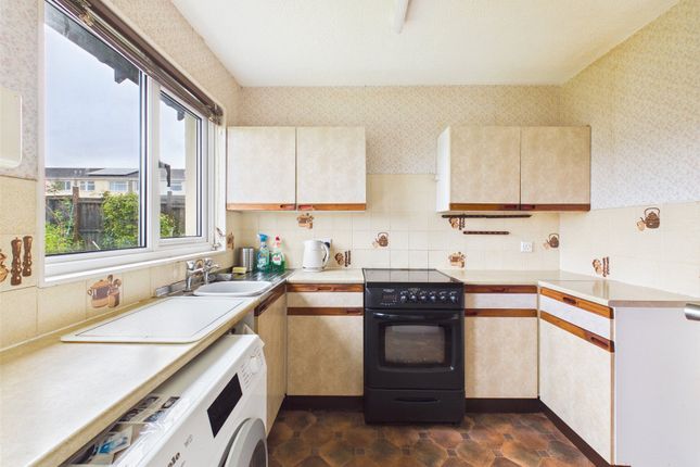 17, Trehannick Close, Bodmin photo 2