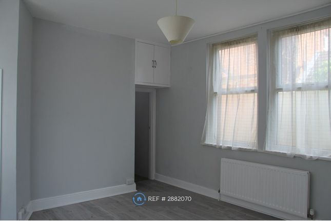 Flat, Grimston Gardens, Folkestone photo 2