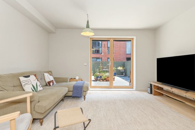 5 Foundry Side, David Street, Leeds photo 2