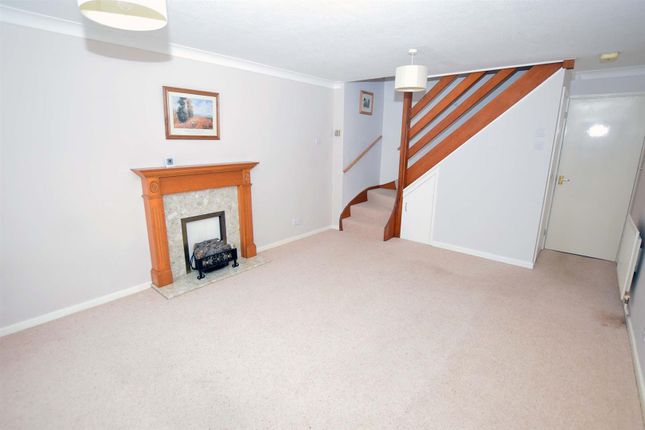 94, Birch Grove, Gillingham photo 3