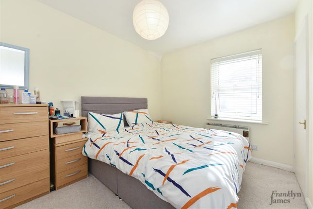 Terraced house to rent in Westferry Road, Isle Of Dogs