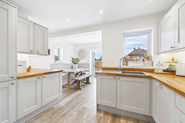 16, Martyns Rise, Sudbury photo 2