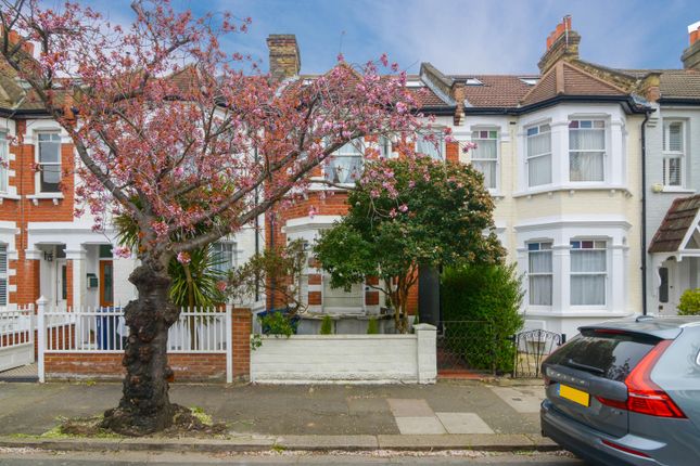 Thumbnail Flat to rent in Whellock Road, Chiswick