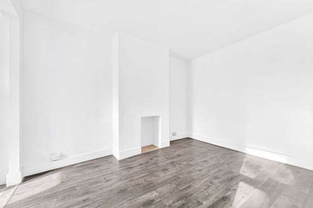 15A, Pretoria Road, London photo 2