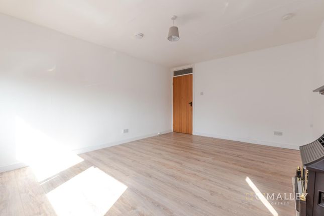 5, Broad Street, Alloa photo 4