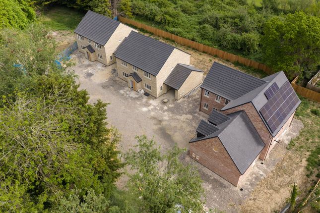 5, Conifers Close, March photo 4