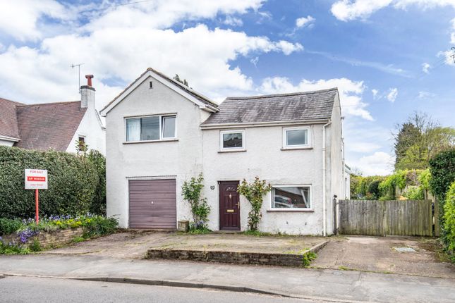Cottage for sale in Meadow Road, Catshill, Bromsgrove, Worcestershire
