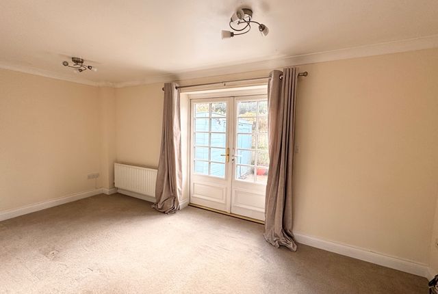 59 Countess Wear Road Devon, Exeter photo 4