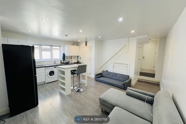 A Ravenscroft Road, Beckenham photo 4
