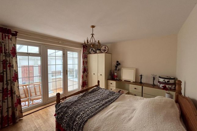 23, Chapel Garth, Skipsea photo 4
