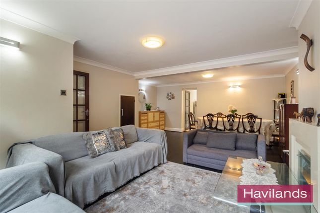 Hydefield Close-8.Jpg