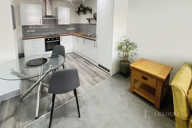 Flat 204, Grosvenor House, 2, Union Street, West Yorkshire photo 3