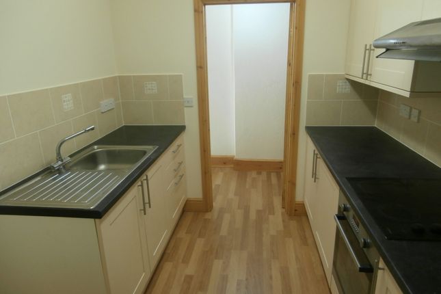 Flat to rent in Bassett Close, Higher Trezaise, Roche, St. Austell
