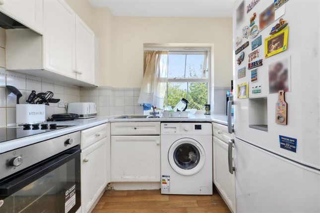49, Harston Drive, Enfield photo 4
