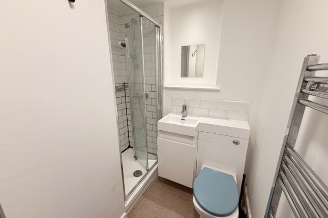 Room 5, 26, Sudbury Street, Sheffield photo 5