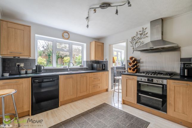 7a, Manse Lane, Tadley photo 2