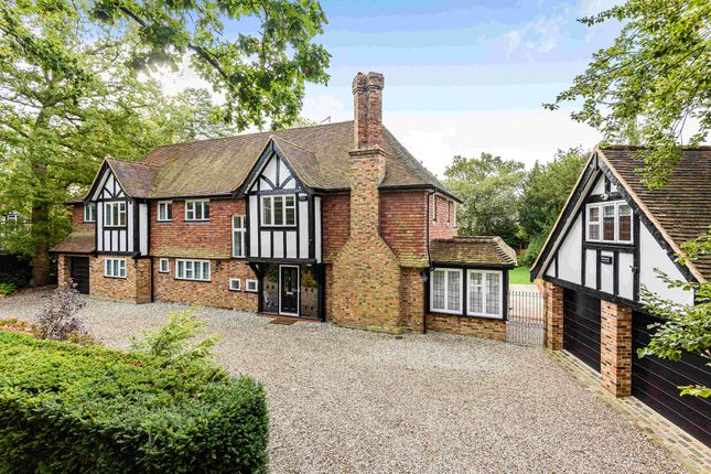 Thumbnail Detached house for sale in Manor Lane, South Bucks, Gerrards Cross