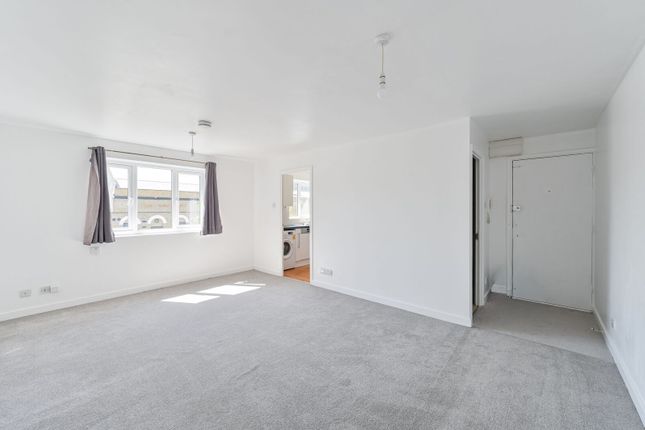 Ruston Road, Woolwich photo 4