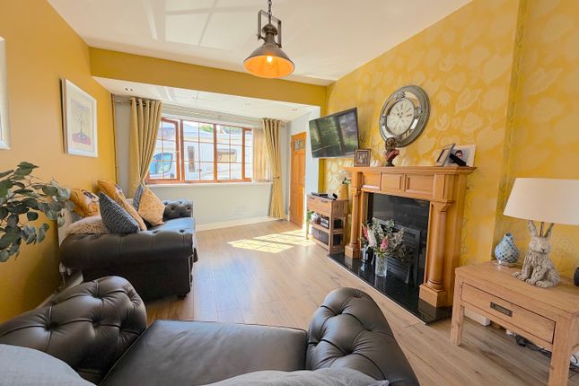 76, Bloxwich Road North, Willenhall photo 2