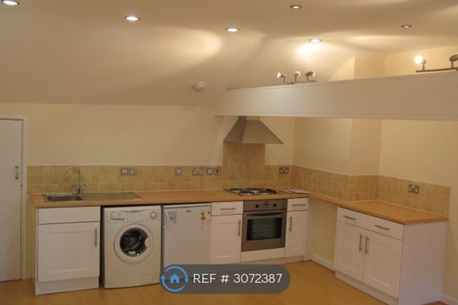 Studio flat on Braintree, £875/mo