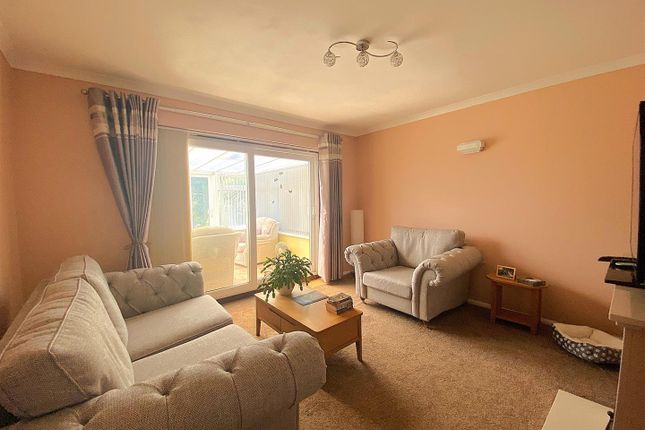 10, Claxton Road, Bexhill photo 4