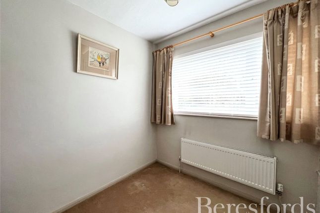 Flat for sale in Grey Towers Gardens, Hornchurch