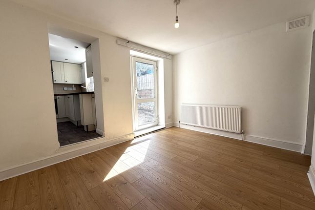 16, Prospect Place, Dover photo 5