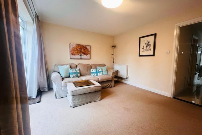Thumbnail Flat to rent in Chipka Street, Canary Wharf