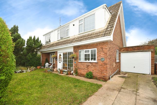 Detached house for sale in Landmere Grove, Lincoln, Lincolnshire