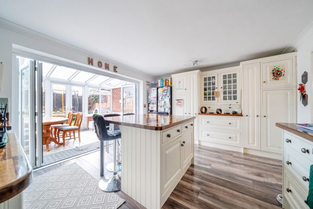 47, Edmunds Road, Sleaford photo 2