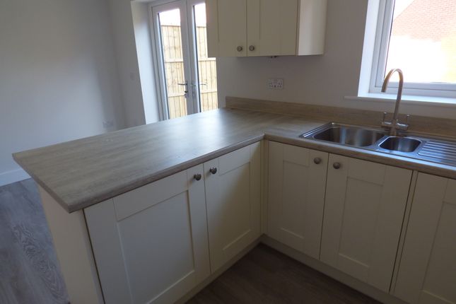 33, Buttercup Lane, Louth photo 4