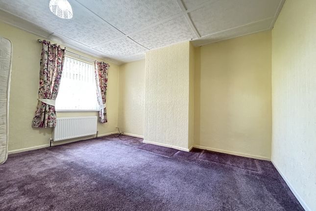 25, The Moorlands, Durham photo 4