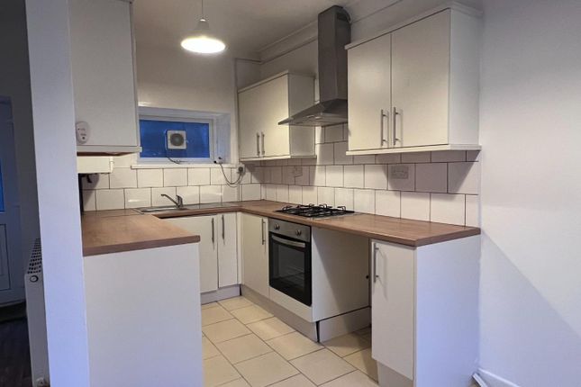14, Blaenogwr Terrace, Nantymoel photo 3