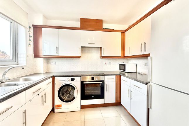 11, Balmoral House, Stanmore photo 3