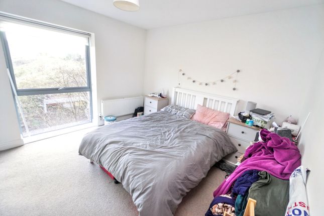 16 Pallatia Court, High Wycombe photo 4