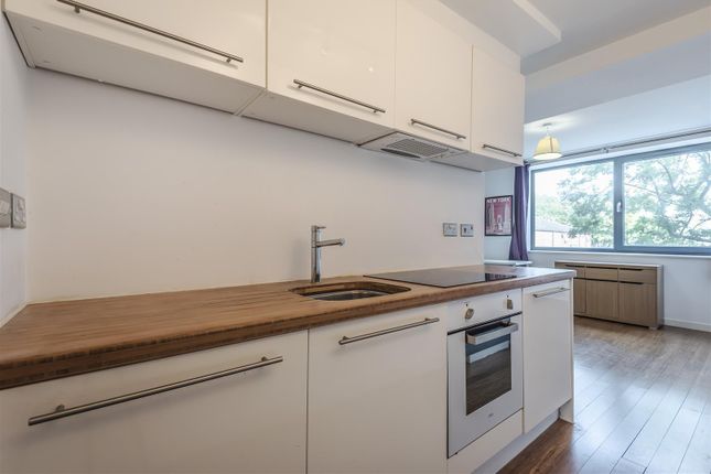 20 Greenhouse, Beeston Road, Leeds photo 3