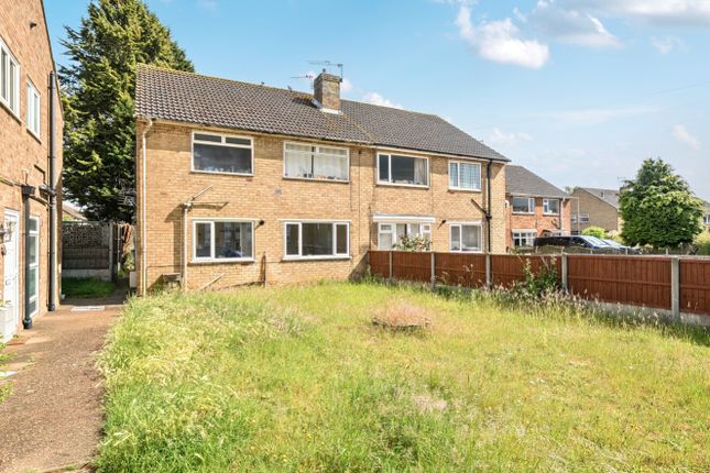 2-bed flat on 30, Dellfield Avenue, Lincoln, £40,000