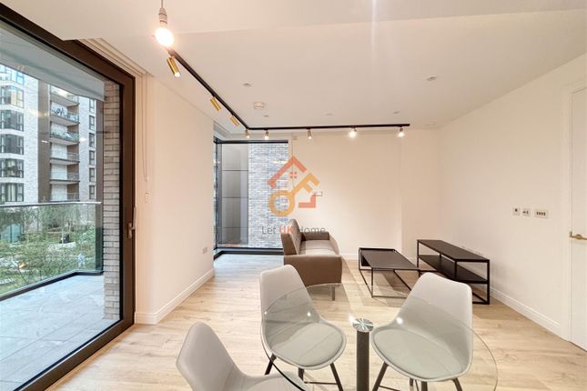 8 Dingley Road, London photo 3