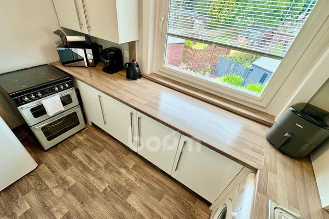 1, Eastern Crescent, Kilbirnie photo 4