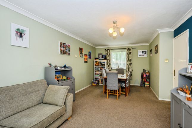 1, Ventnor Road, Sutton photo 3