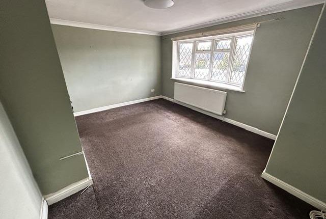 7, Plumpton Avenue, Mexborough photo 2