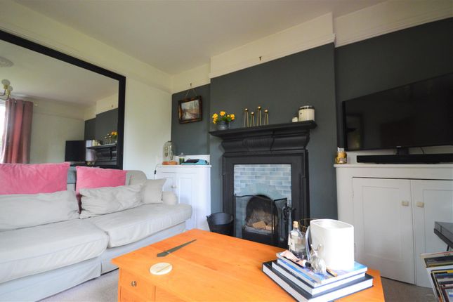 2 West Street, Ecton photo 4