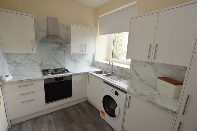 Flat 23a, ., Wellgate Street, Larkhall photo 2